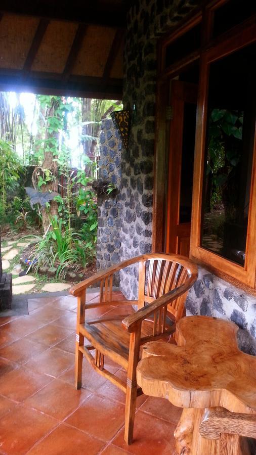 Pondok Manis Bed & Breakfast Singaraja  Exterior photo