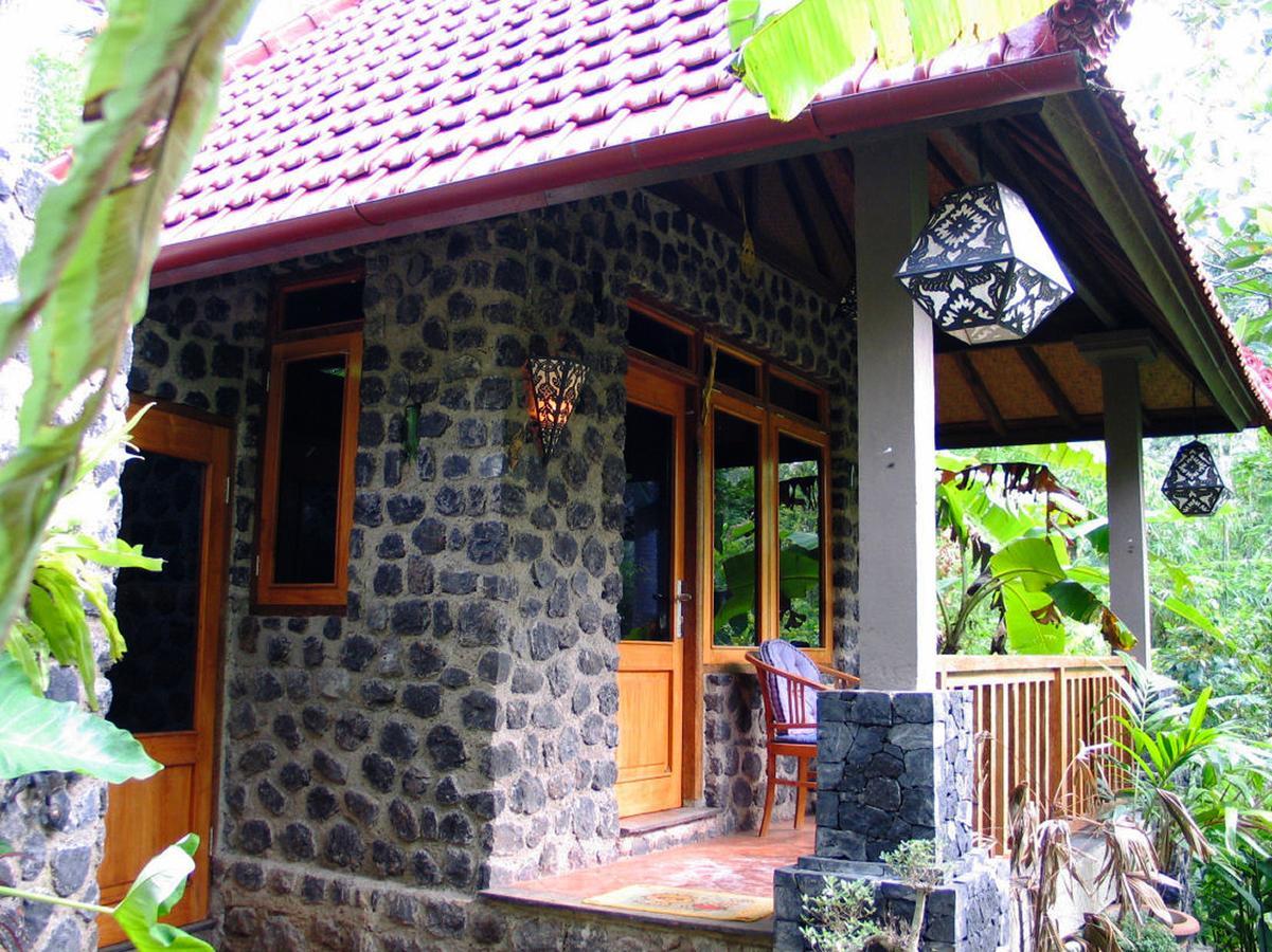 Pondok Manis Bed & Breakfast Singaraja  Exterior photo